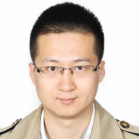 李文龙