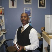 Dr. La Lucas
