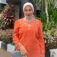 Anisa Ratna  M