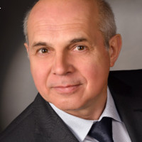 Dr.-Ing. Andreas Basteck