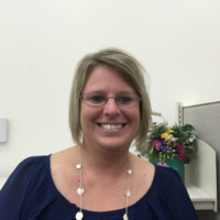 Lesley Holt