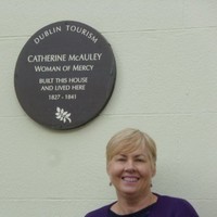 Amanda Lyons