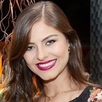 Amanda Flores