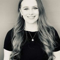 Emily L Gall