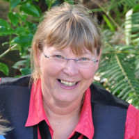 Julia Ross