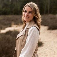 Nicole Broeks