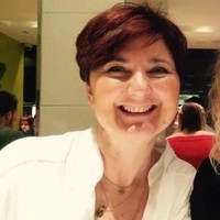 Lesley Barton