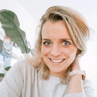 Martine Hagens - Blouw