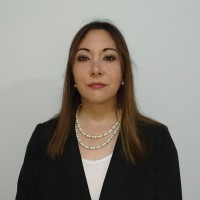 Alejandra Flores