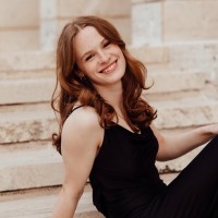 Amy Toms