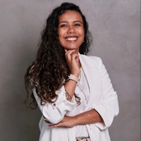 Maria Caroline Santos