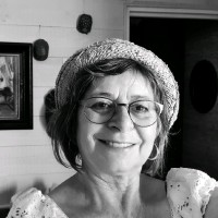 Marie Claire brodfeld