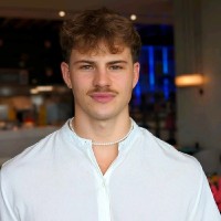 Mads Bunch Larsen