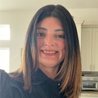 Sharon Hernández