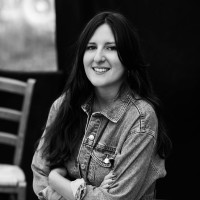 Laura Aversaing