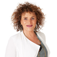 Maggie AXELROD - Calister