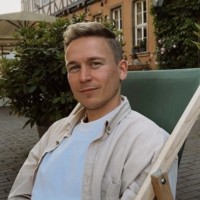 Lukas Arnold