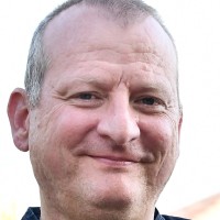 Peter Thomas