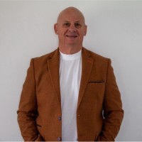 Ross Thomas