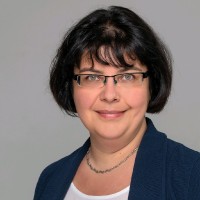 Daniela Demarest-Czifra