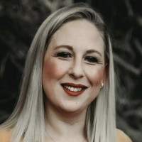 Valerie Steely