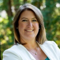 Michelle Devlin (She/Her/Elle)