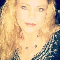 Sonya Lee