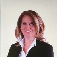 Lynda Cooper