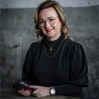 Miranda Van Hout