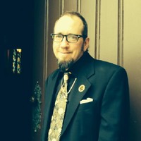 Rev.Kyle Applegate