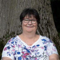 Monika Arnold