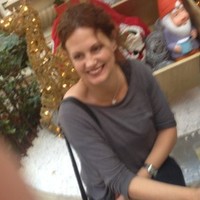 Robyn McLean