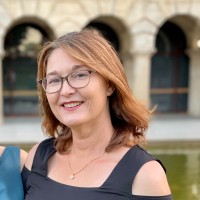 Elizabeth Moore