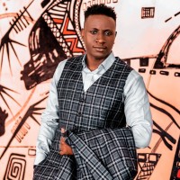 Robert Mukungu