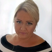 Ania Cryan, Cic
