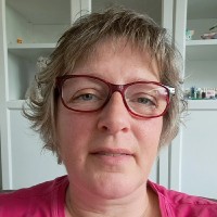 Christa Van Velzen