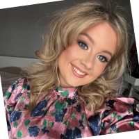 Ria Lewis