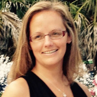 Lynn Hull