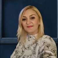 Vali Curcă