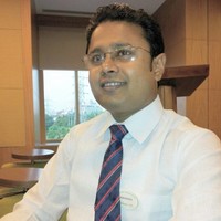 Dr Aish Asghar