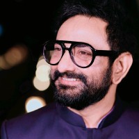 Shadab A.