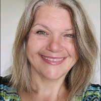 Dawn Earle