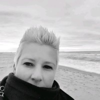 Monique van den Hoed