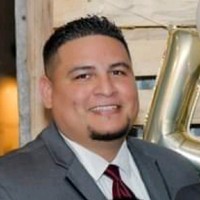 Omar J Esquivel