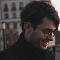 Christopher Alexander Karikás