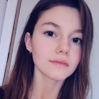 Elise Debelle