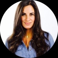 Ariana Levine