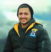 Hossein Farzi