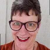 Julie Murphy, Pio, Mpio