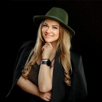 Elita Apīne